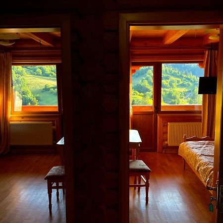 Privatna Sadiba Chalet Oryavchyk Luaran gambar