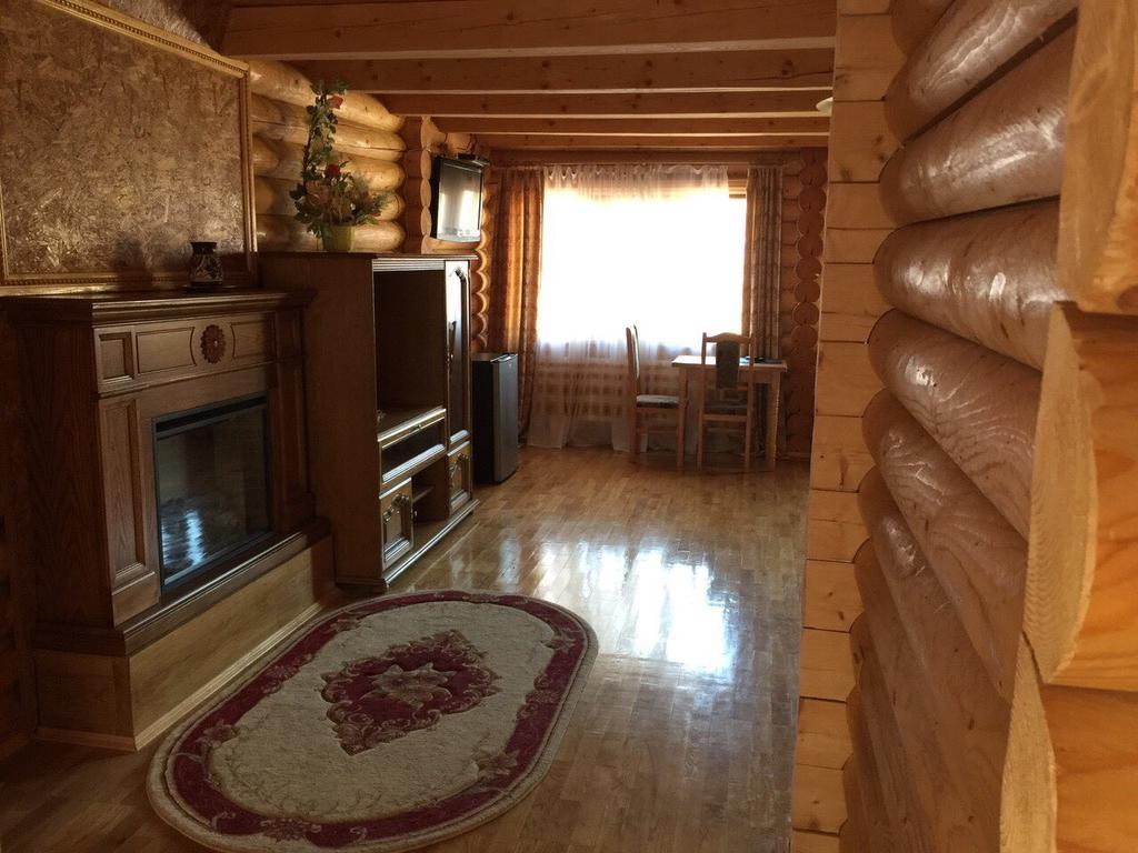 Privatna Sadiba Chalet Oryavchyk Luaran gambar